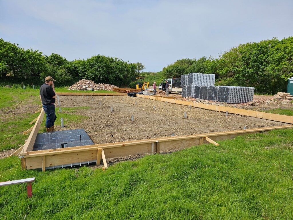 Steel piling and concrete raft p8